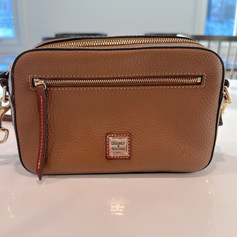 Crossbody purse
